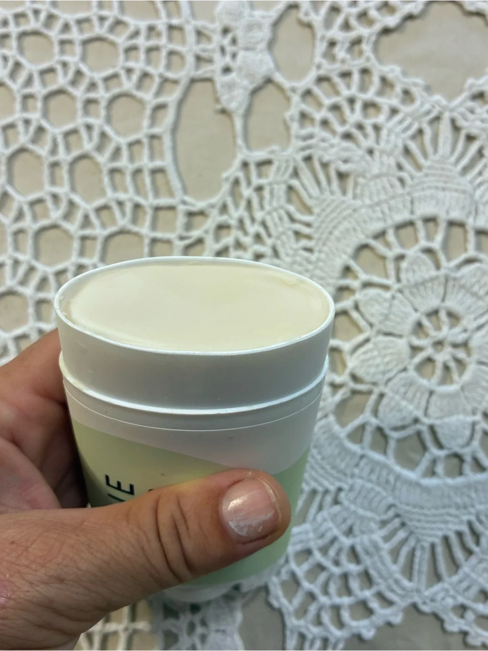 Clean Deodorant – Warm Vanilla (Light Green)